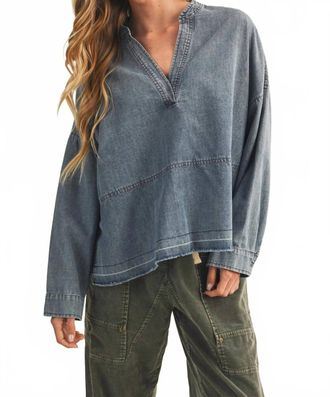 Mustard Seed Split-Neck Frayed Edge Denim Blouse In Blue