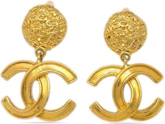 Chanel 1995 CC clip-on earrings - women - Gold Plated - One Size