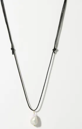 Simons Womens Freshwater pearl cord necklace