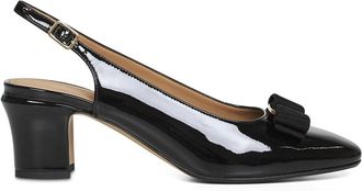 Ferragamo Vara Pump - Dames - Pumps - Zwart - 36 1/2 EU - Leer - Schoenen