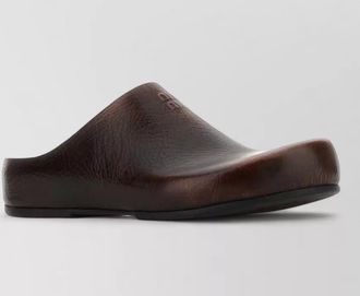 Miu Miu leather slippers round toe textured finish