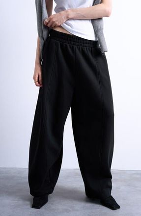 Topshop Balloon Joggers in Black at Nordstrom, Size X-Small
