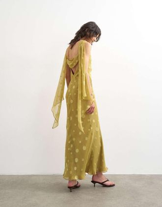 Topshop Vestito lungo da cerimonia in jacquard verde a pois con schiena scoperta-Giallo