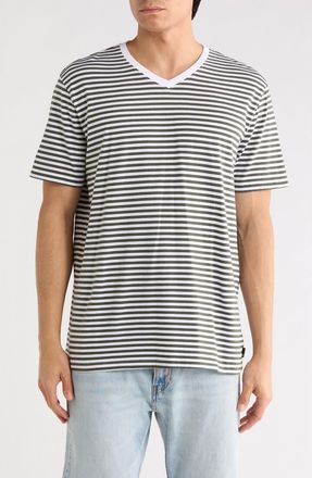 AG - Adriano Goldschmied Bryce V-Neck Cotton T-Shirt in True White/ash Green at Nordstrom Rack, Size Xx-Large