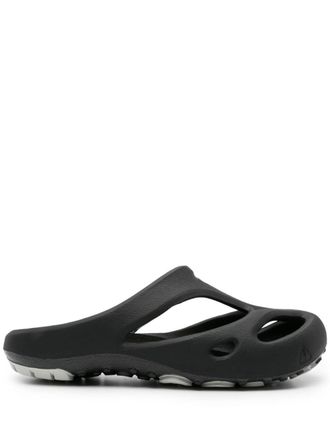 Keen Shanti slippers met logo-reli&euml;f - Zwart