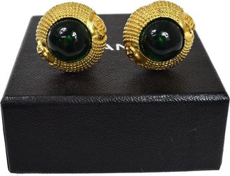 Chanel Vintage Round Clip-On Earrings Metal With Gripoix gold_Plated Jewelry (Pre-Owned)