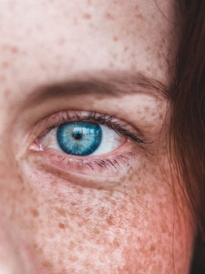 Ich habe sie alle getestet: Die besten Augenbrauen-Gels für feine Augenbrauen