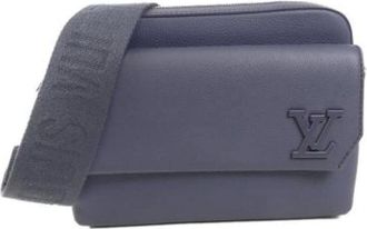 Louis Vuitton Pre-owned Cross Body Bags, female, Gray, Size: ONE SIZE Pre-owned Leather louis-vuitton-bags