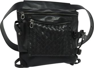 Bottega Veneta Utility Waist Leather With Intrecciato Black Leather Handbag (Pre-Owned)