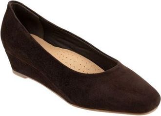 Trotters Denisse Wedge Pump in Brown Suede at Nordstrom, Size 7.5