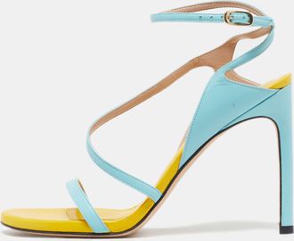 Stuart Weitzman Nudistcurve