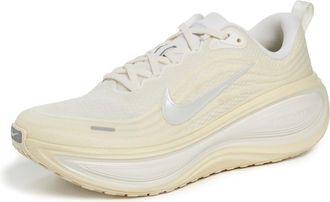 Nike Womens Vomero Plus Sneakers, Sail/Summit White/Alabaster, 7.5 UK