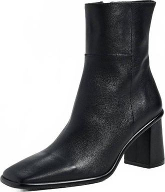 Alohas Womens West Bootie In Total Black