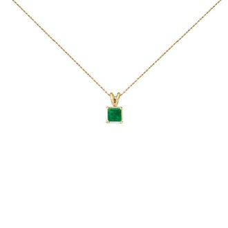 House of Brilliance 14K Yellow Gold 5x5 MM Square Shaped Green Emerald Solitaire Pendant Necklace