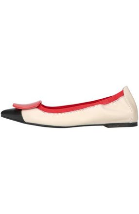 Pretty Ballerinas Pointed Toe Brooch Ballet Flat in Ivory at Nordstrom, Size 37.5