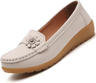 Generic Womens Soft Sole Comfortable Leather Shoes, Casual Driving Moccasins Women Boat Shoes Flats Slip on Penny Loafers (Beige,7.5)