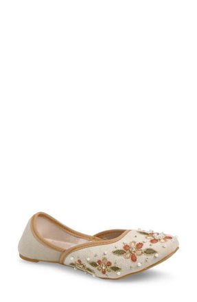 Fuchsia Chaman Flat in Light Beige at Nordstrom, Size 10