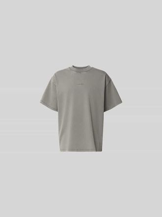 Won Hundred Relaxed Fit T-Shirt mit Logo-Stitching in Mittelgrau, Gr&ouml;&szlig;e XL