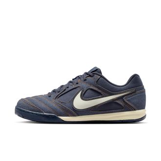 Nike Mens Gato LV8 Shoes in Blue | IH3587-401