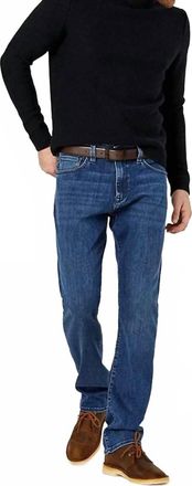 34 Heritage Courage Straight Leg Jean In Mid Urban