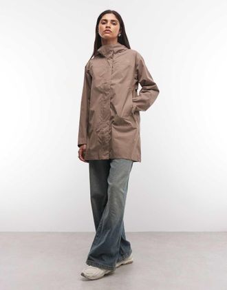 The North Face Voyage rain 3l parka con cappuccio in garnet-Marrone