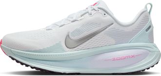 Nike Womens Vomero 18 Road Running Shoes in White | IO7438-100