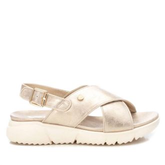 Xti Womens Flat Sandals In Gold