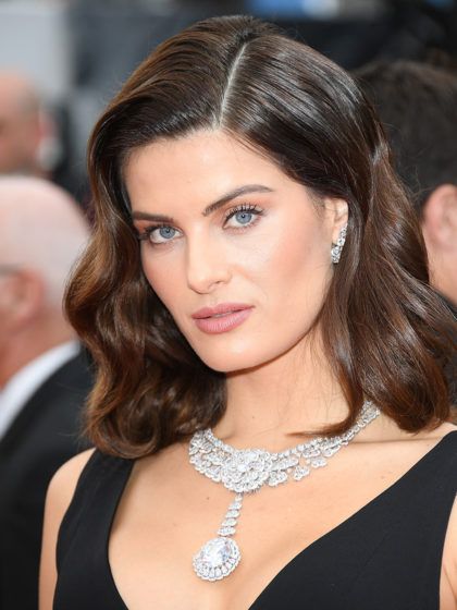 I migliori gioielli sotto i 100 euro che ti faranno brillare più del tuo albero di Natale