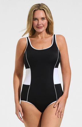 Lands End Tugless Low Leg One Piece Swimsuit in Black/white at Nordstrom, Size 26W