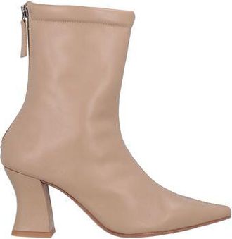 About Arianne FOOTWEAR - Ankle boots sur YOOX.COM