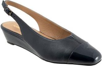 Trotters Dea Slingback Cap Toe Wedge Pump in Navy at Nordstrom, Size 10.5