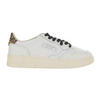 Autry Medalist Low - female - Autry - Sneakers - White - 5 UK - Shoes