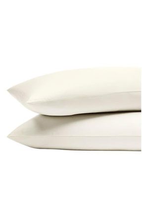 Boll & Branch Set of 2 Signature Hemmed Pillowcases in Cream at Nordstrom, Size Standard