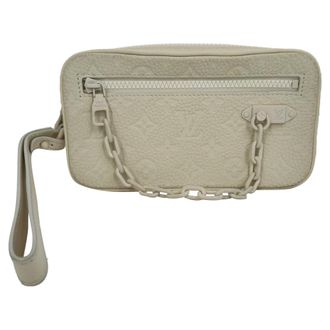 Louis Vuitton Pre-owned Womens Monogram Pochette Volga Clutch in White Leather - One Size