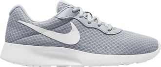 Nike Tanjun Schoenen - Dames - Hardloopschoenen - Grijs - 36 1/2 EU - Wol - Fitness