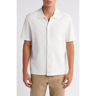 Vince Textured Double Knit Short Sleeve Button-Up Shirt in Classic Cream at Nordstrom Rack, Size Large