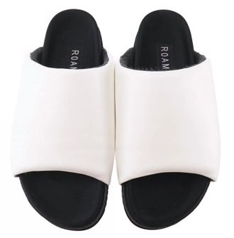 Roam Leather Slider In White
