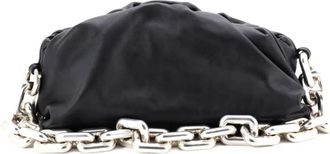 Bottega Veneta The Chain Pouch Leather shoulder bag - Zwart