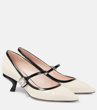 Roger Vivier Pumps Mary Jane Virgule 55 in vernice
