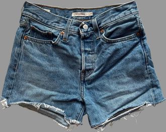 Levi's Womens Denim Shorts In Medium Wash