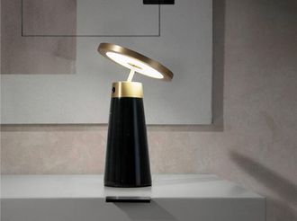 Angel Cerd&aacute; L&aacute;mpara sobremesa de acero dorado y base de m&aacute;rmol porcel&aacute;nico