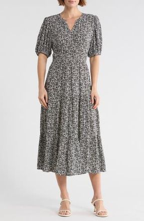 Melrose and Market Crinkled Short Sleeve Tiered Midi Dress in Ivory- Black Frances Ditsy at Nordstrom Rack, Size Xx-Large
