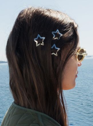 Simons Womens Small metal star barrettes Set of 3