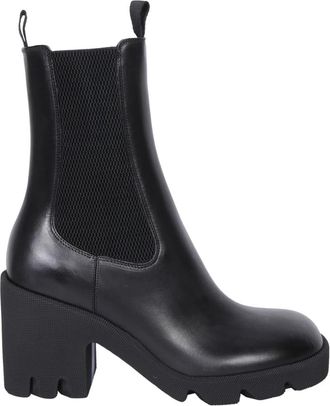 Burberry Zwarte Enkellaarsjes Elegante Stijl - Dames - Laarzen met Hak - Zwart - 38 1/2 EU - Leer - Schoenen