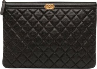 Chanel Pre-owned Clutches, female, Black, Size: ONE SIZE Pre-owned Quilted Caviar Leather Clutch