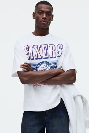 H&M Oversized Fit T-shirt in White/nba at Nordstrom, Size X-Large