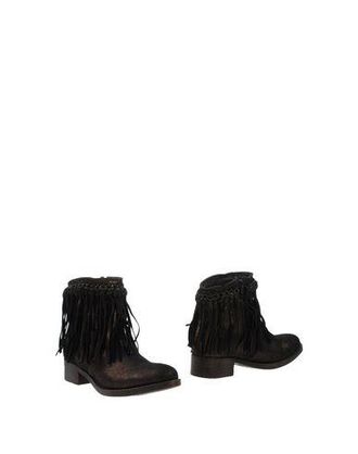 Lola Cruz CALZATURE - Stivaletti su YOOX.COM