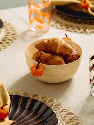 Coro Cora Thanksgiving Handwoven Iraca Palm Serving Baskets (Set of 2)