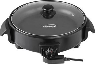 Brentwood 12 inch Round Non-Stick Electric Skillet with Vented Glass Lid in Black