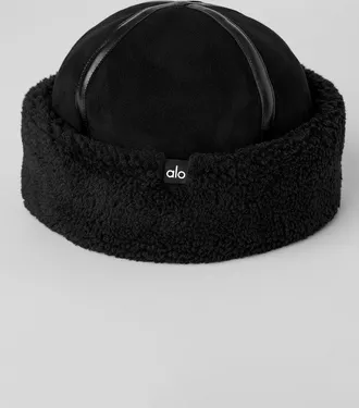 Alo | Winterfun Zhivago Hat in Black